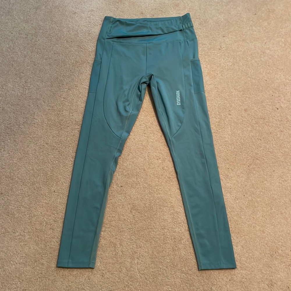 Light green / teal chalk gymshark leggings